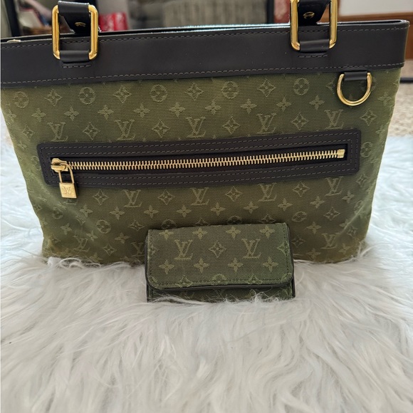 Louis Vuitton Green Monogram Canvas Keyholder Vintage EUC - Picture 5 of 16